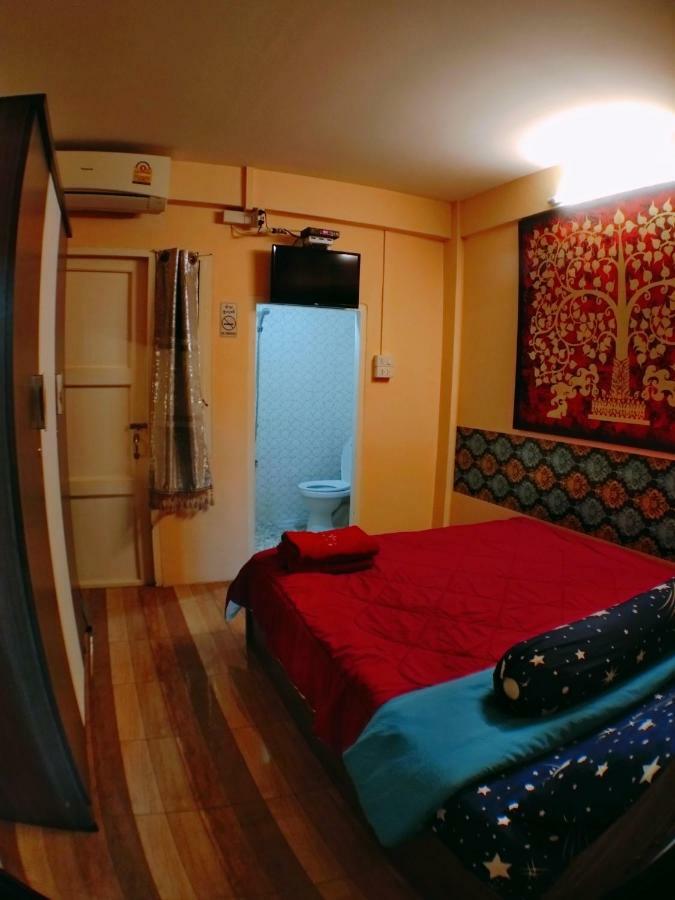 Aparthotel Suansin Art Garden Ban Lat Krachaeng Exterior foto